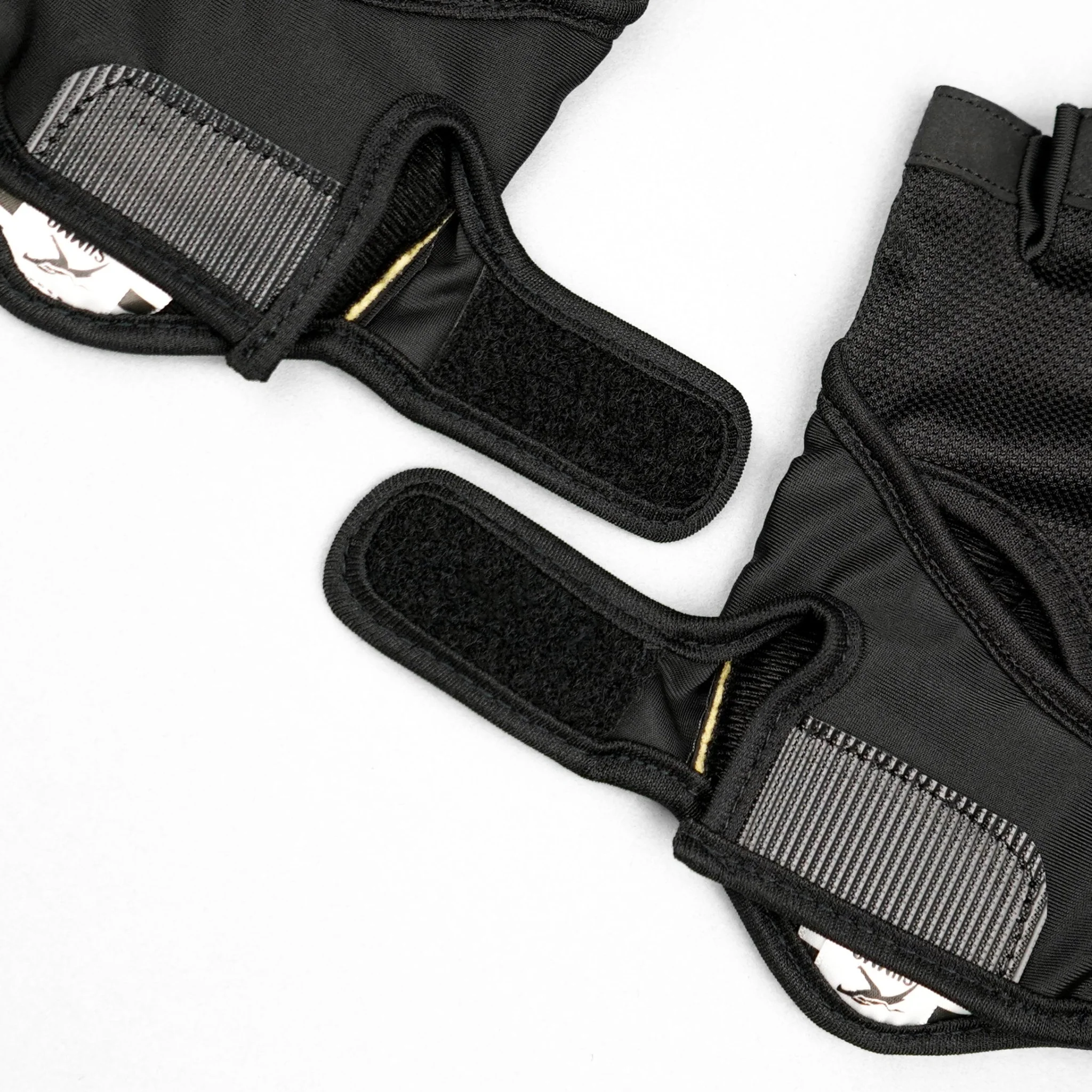 Aero-Mesh Stealth Black Weightlifting Gloves - Image 8
